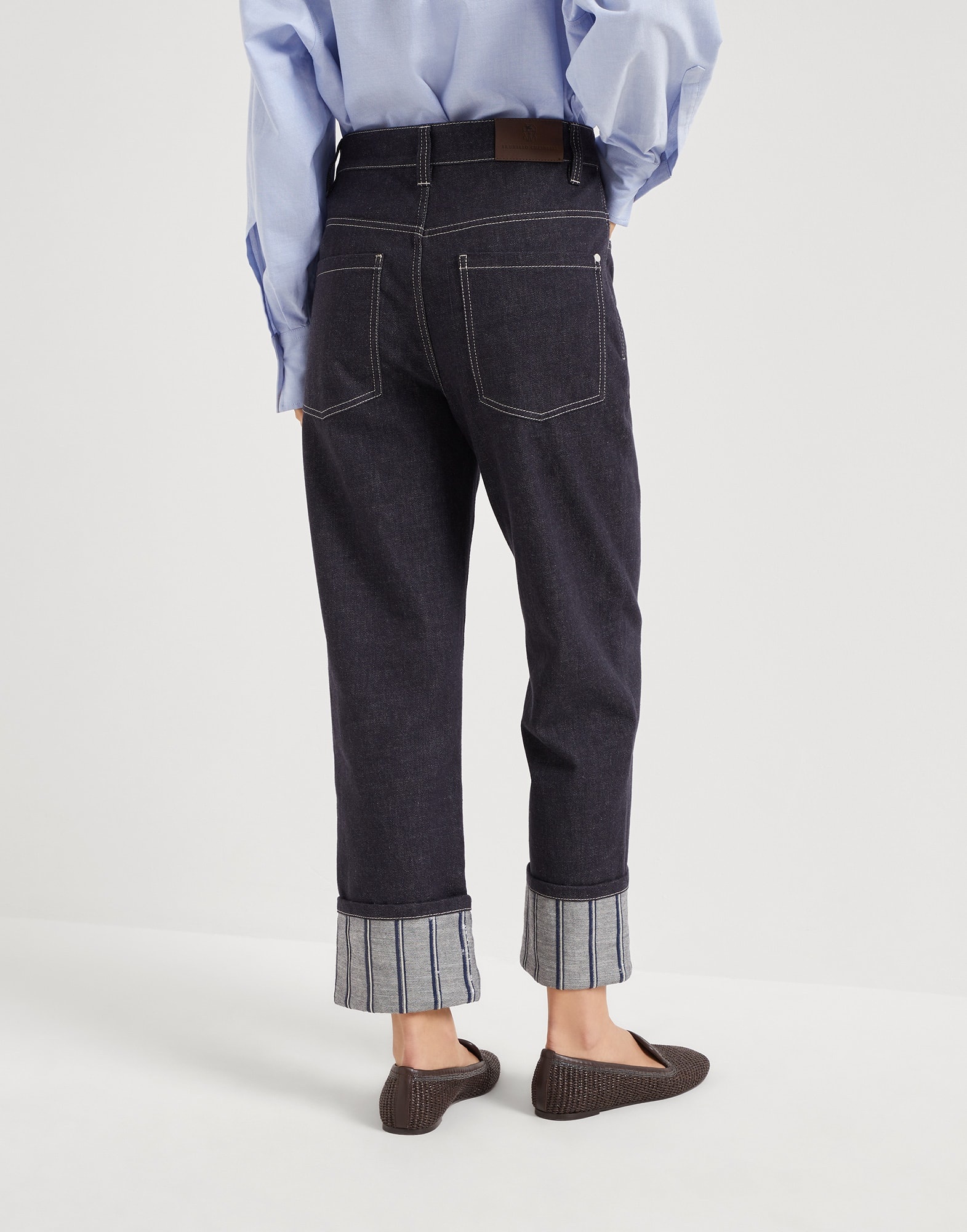 No-fade denim cropped trousers with dazzling regimental embroidery - 2