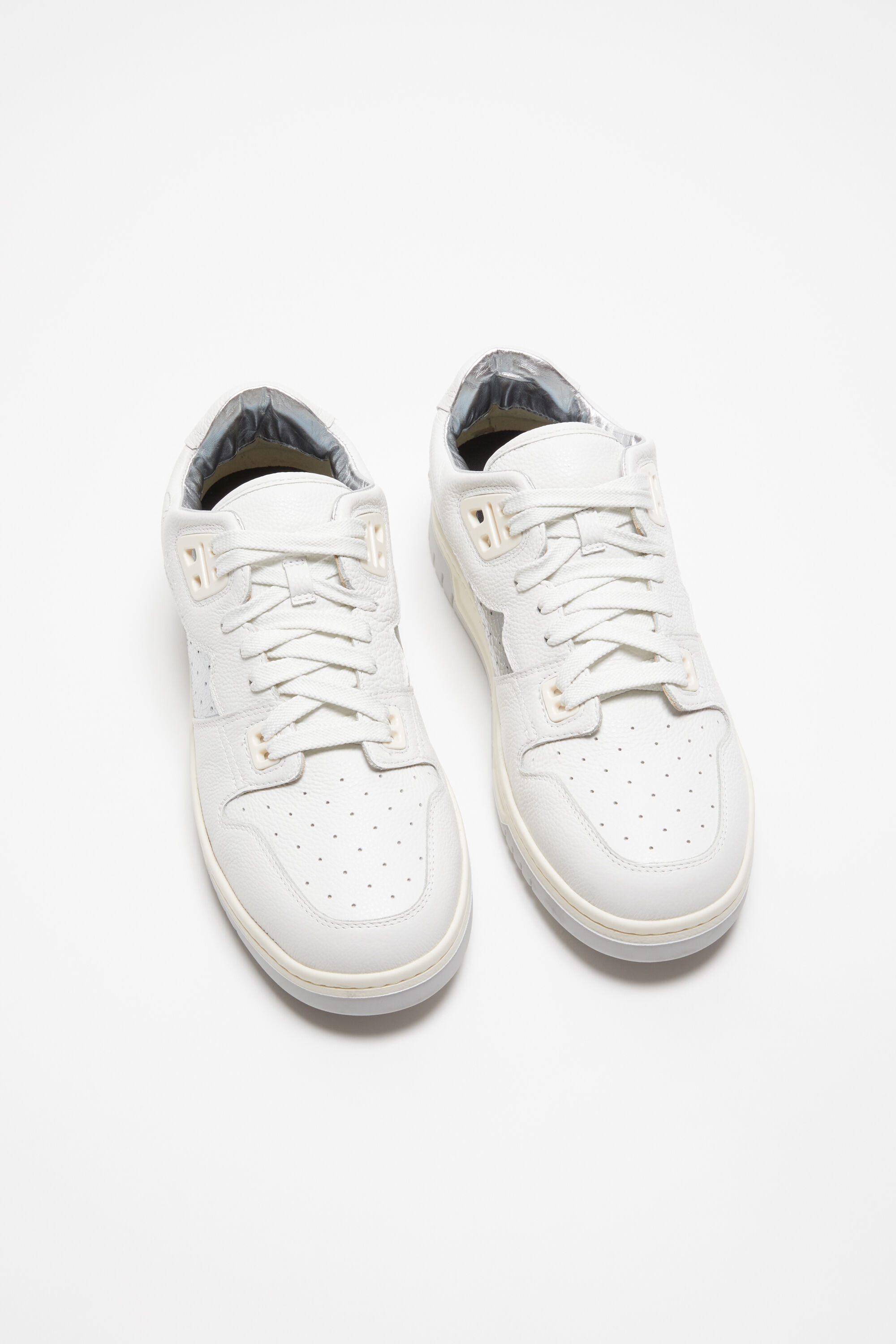 Low top sneakers - White/silver - 3