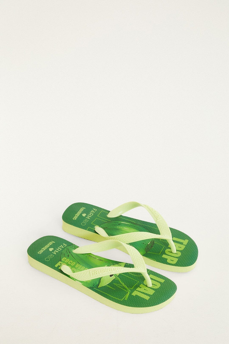 FARM RIO Tropical Coconut Havaianas outlook