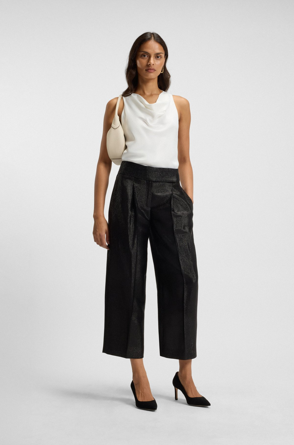 SLEEVELESS TOP IN SATIN WITH DRAPED NECKLINE - 3