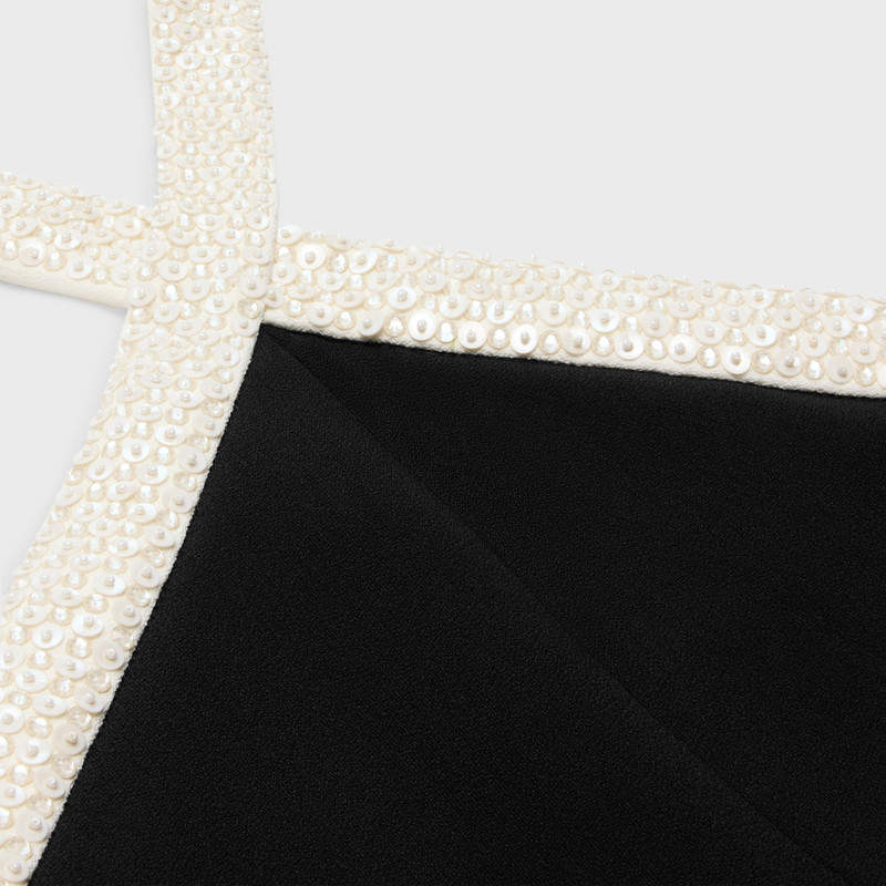 column dress in satin-lined crepe 3