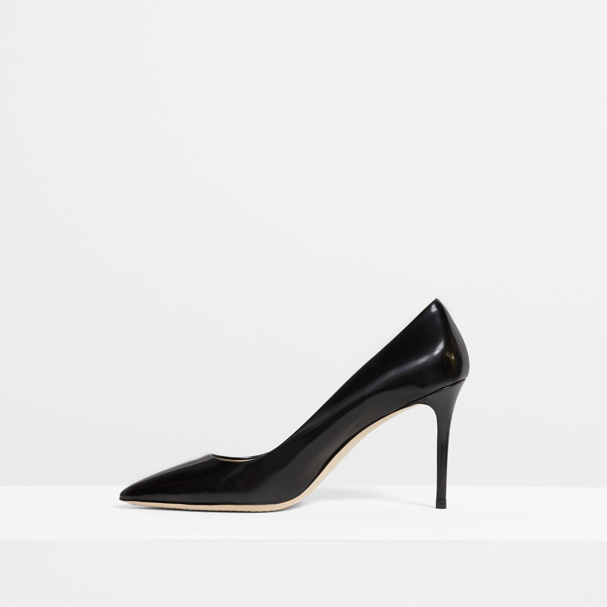 City Pump in Brushed Leather - 4