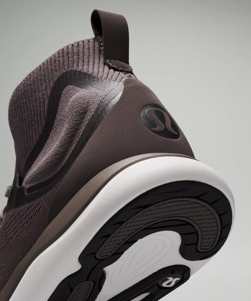 Women's Chargefeel Mid Workout Shoe 9