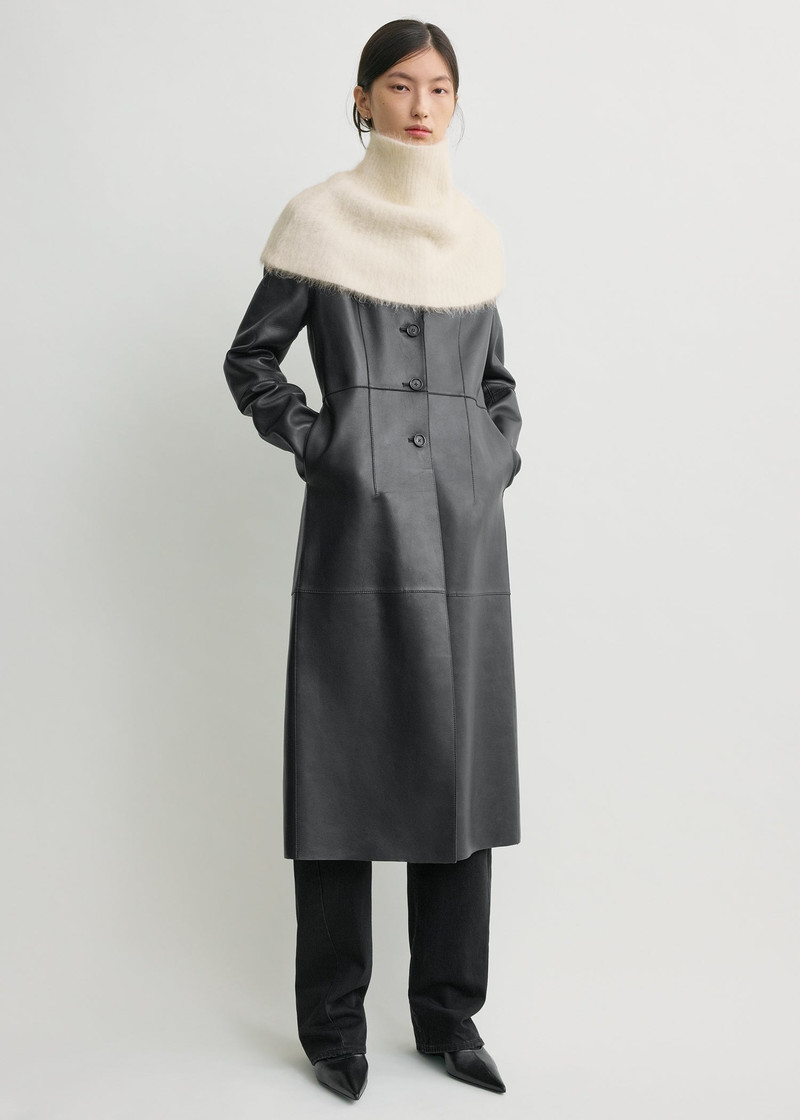 TOTEME Funnel alpaca-blend neck warmer ecru outlook