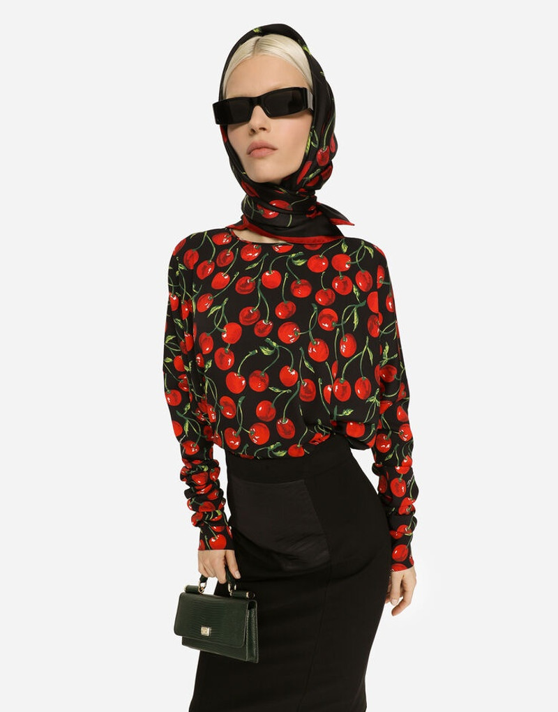 Cherry-print charmeuse top with gathered sleeves 4