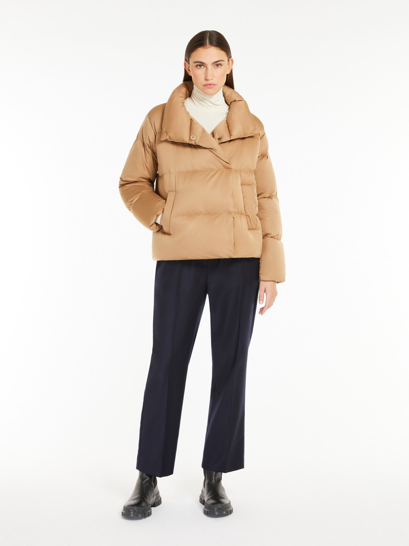 WEEKEND Max Mara GIRAFFA Water-repellent satin down jacket outlook
