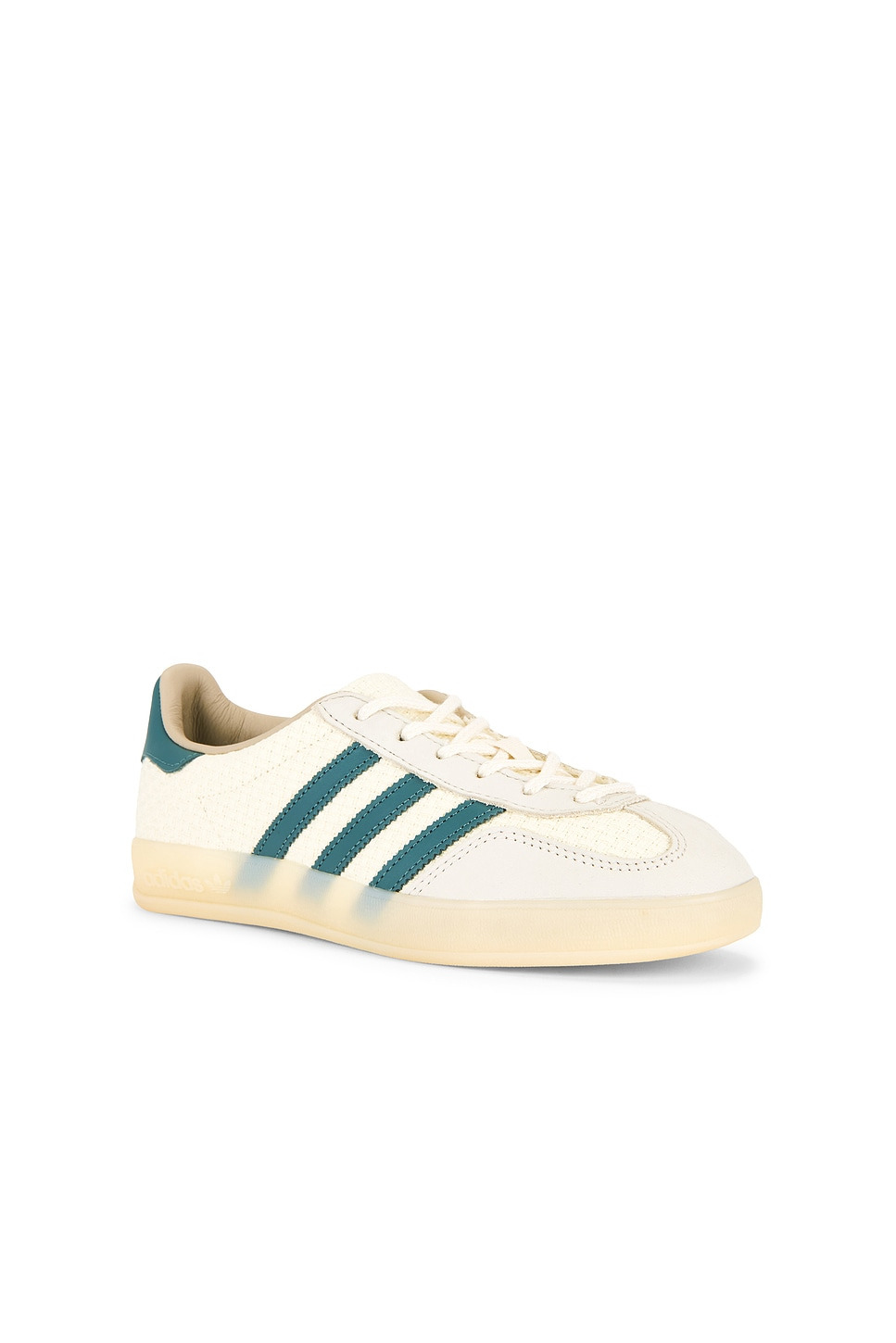 Gazelle Indoor - 2