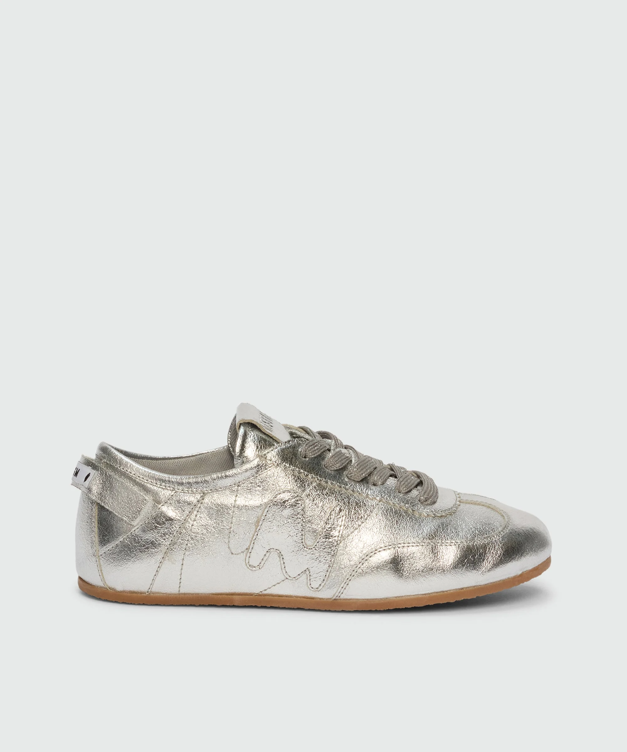 Super flat sneakers in metallic silver. - 1