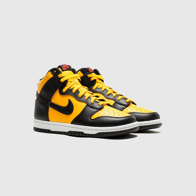 Nike DUNK HI RETRO "BRUCE LEE" outlook