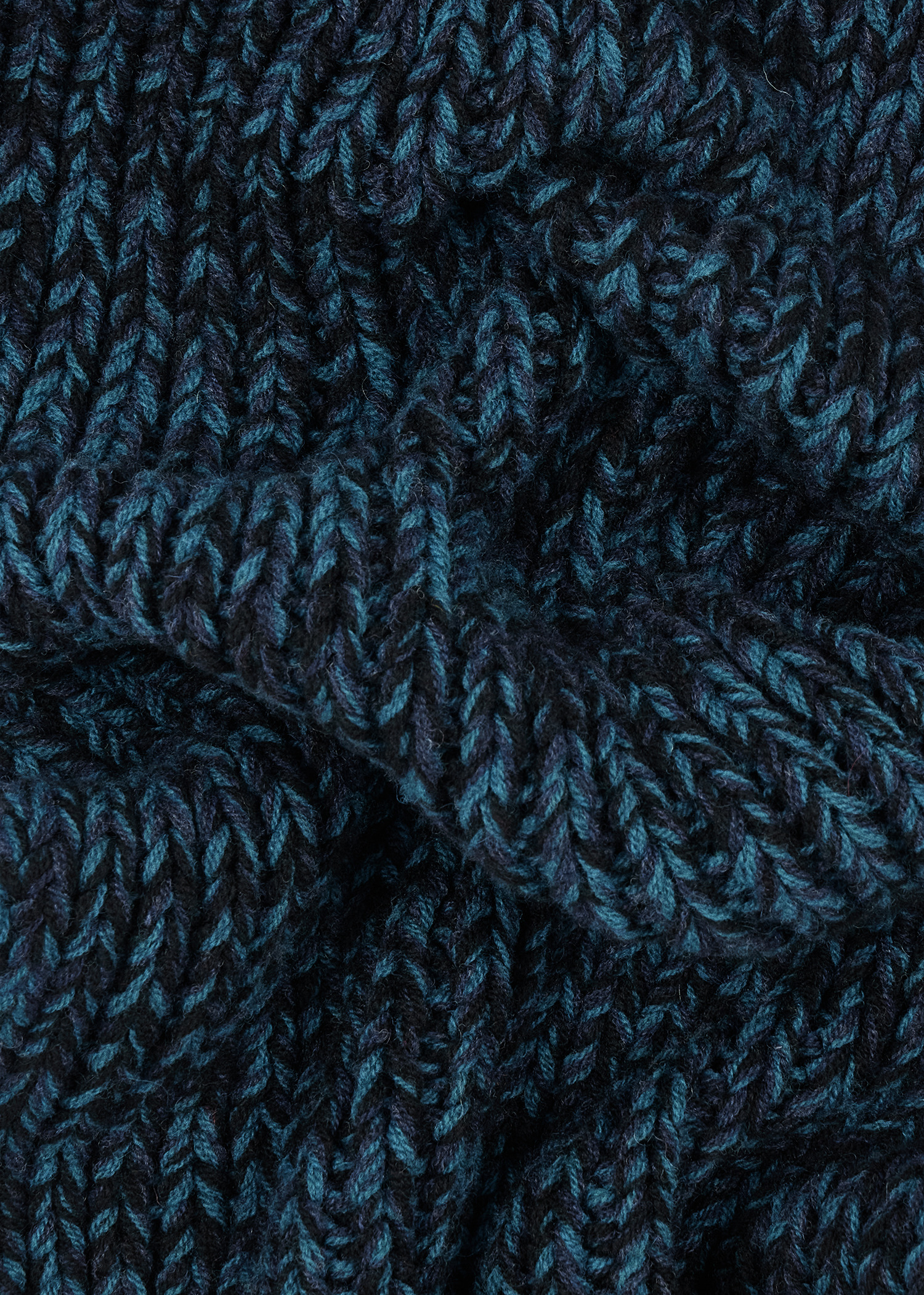 Lambswool Twisted Yarn Blue and Black Beanie and Scarf Set - 4
