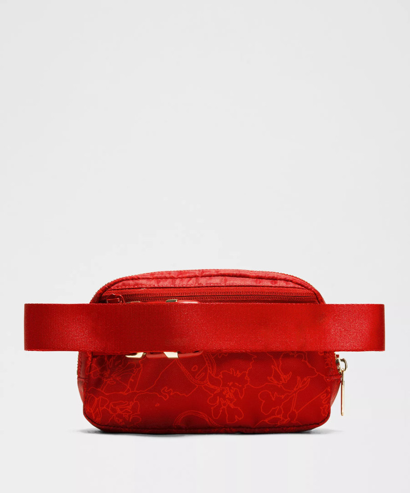 Lunar New Year Everywhere Belt Bag 1L 3