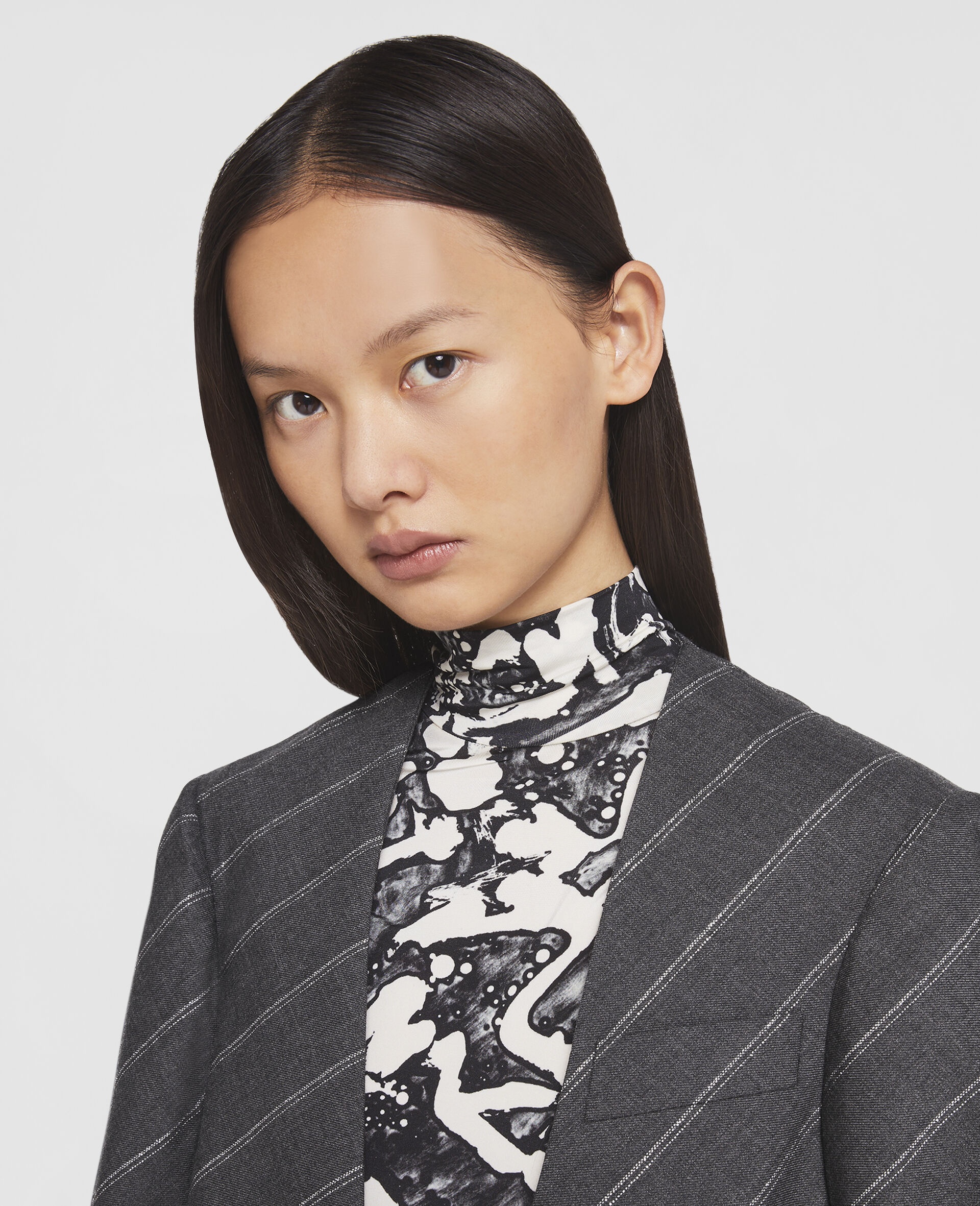 Pinstripe Slim Fit Collarless Jacket - 4