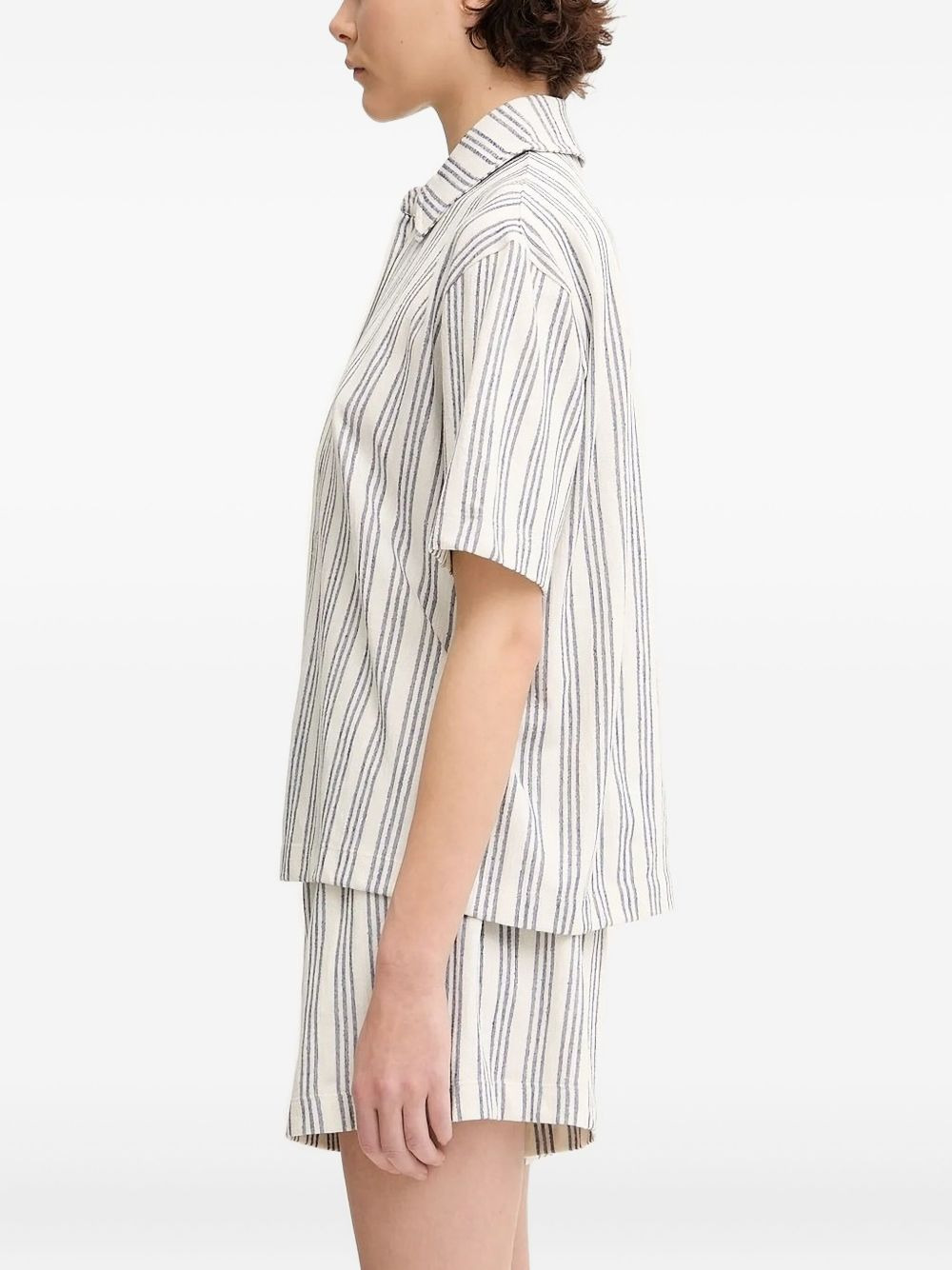 striped short-sleeve shirt - 3