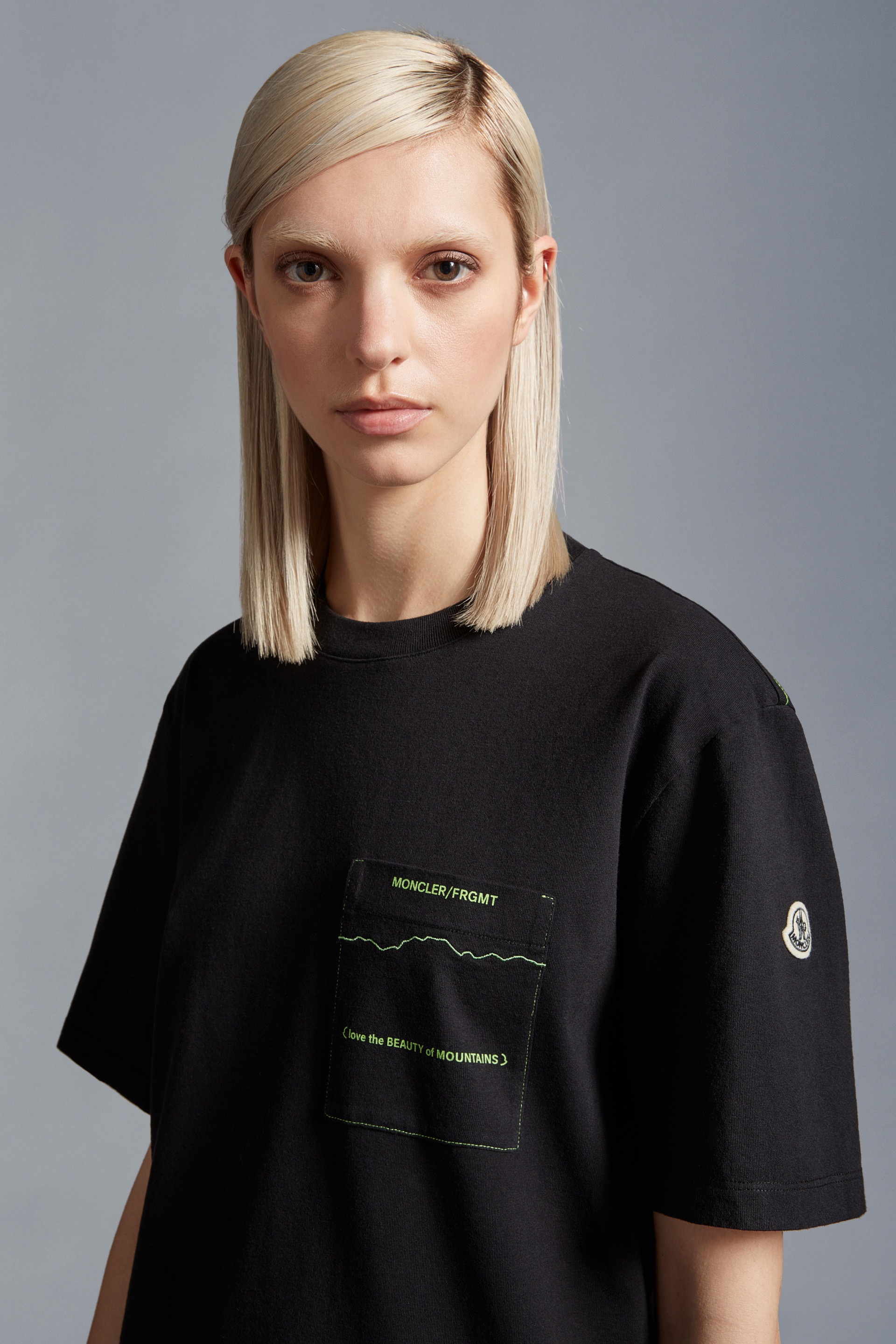 Logo T-Shirt - 8