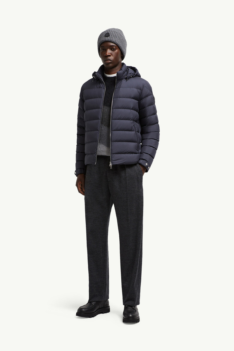 Moncler Arneb Hooded Short Down Jacket outlook
