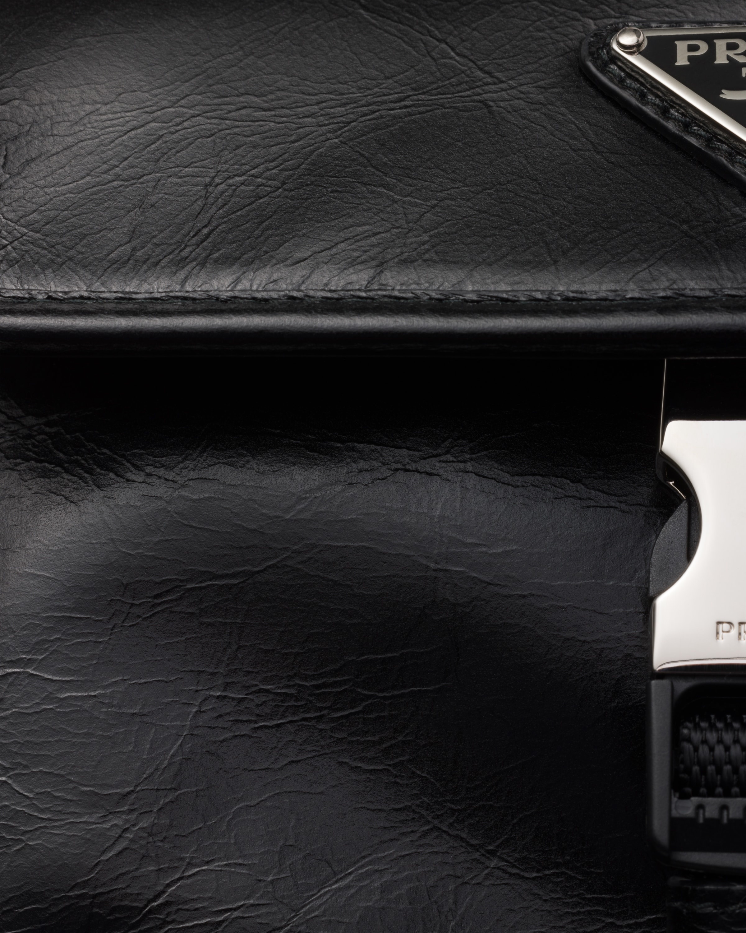 Leather smartphone case - 2