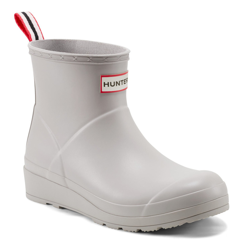 HUNTER Women's PLAY™ Short Rain Boots outlook