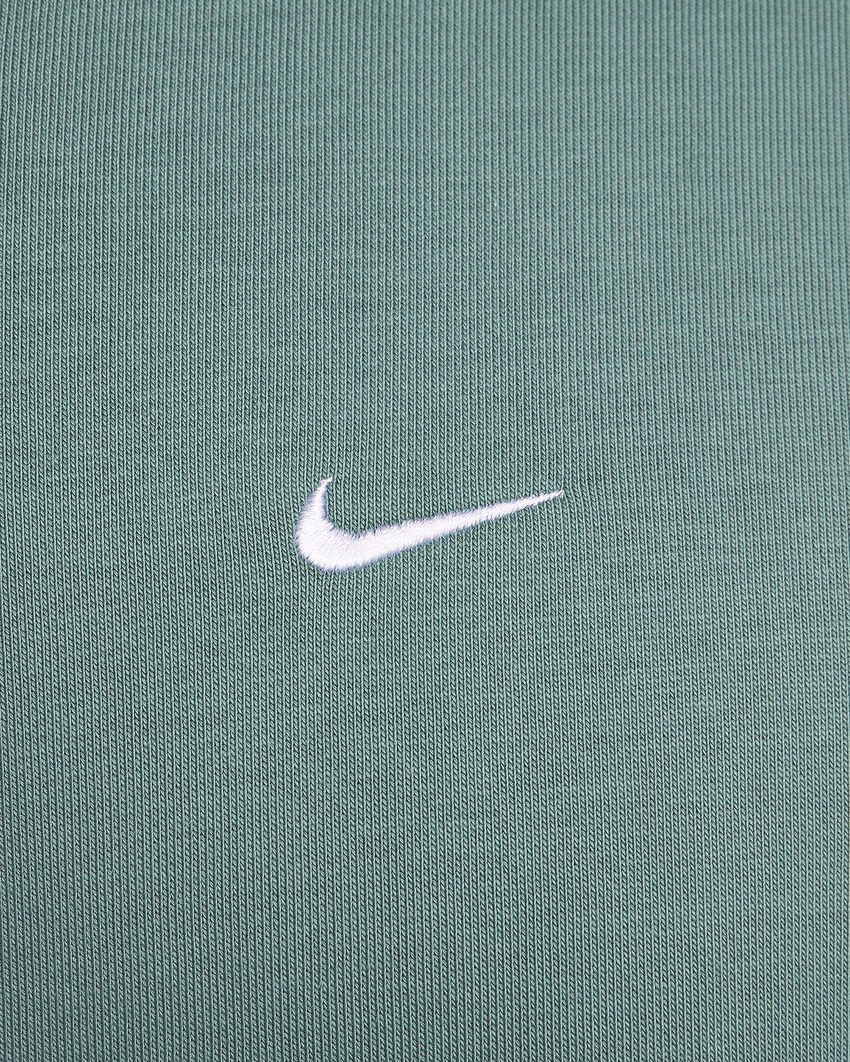 Nike Solo Swoosh Men's 1/4-Zip Top - 9