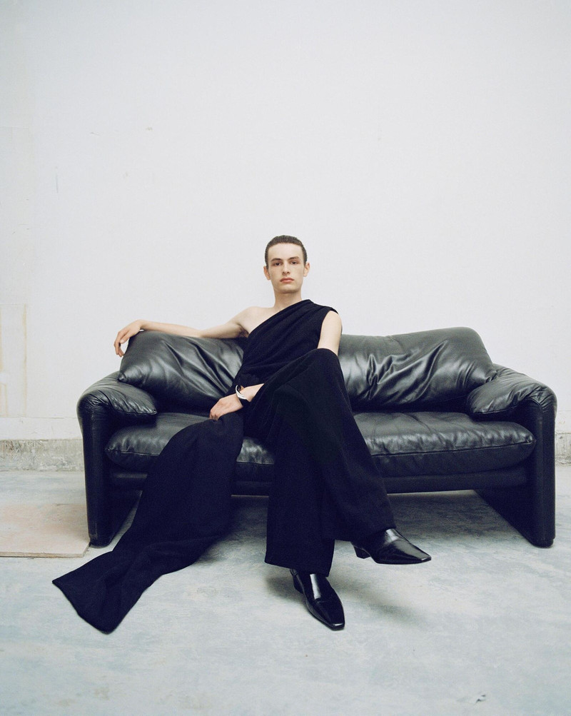 SAINT LAURENT swirl cuff in metal outlook