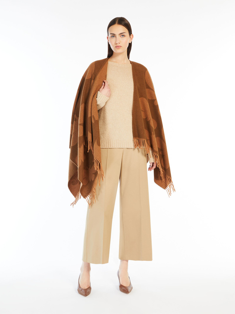 WEEKEND Max Mara PACE Jacquard wool poncho outlook