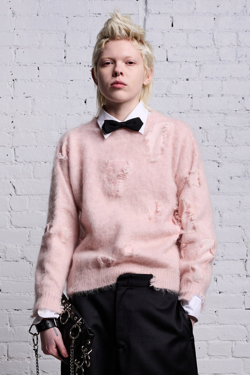 R13 SHRUNKEN DECONSTRUCTED CREWNECK - LIGHT PINK outlook
