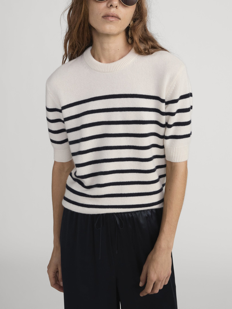 The Cashmere Easy Crew 3