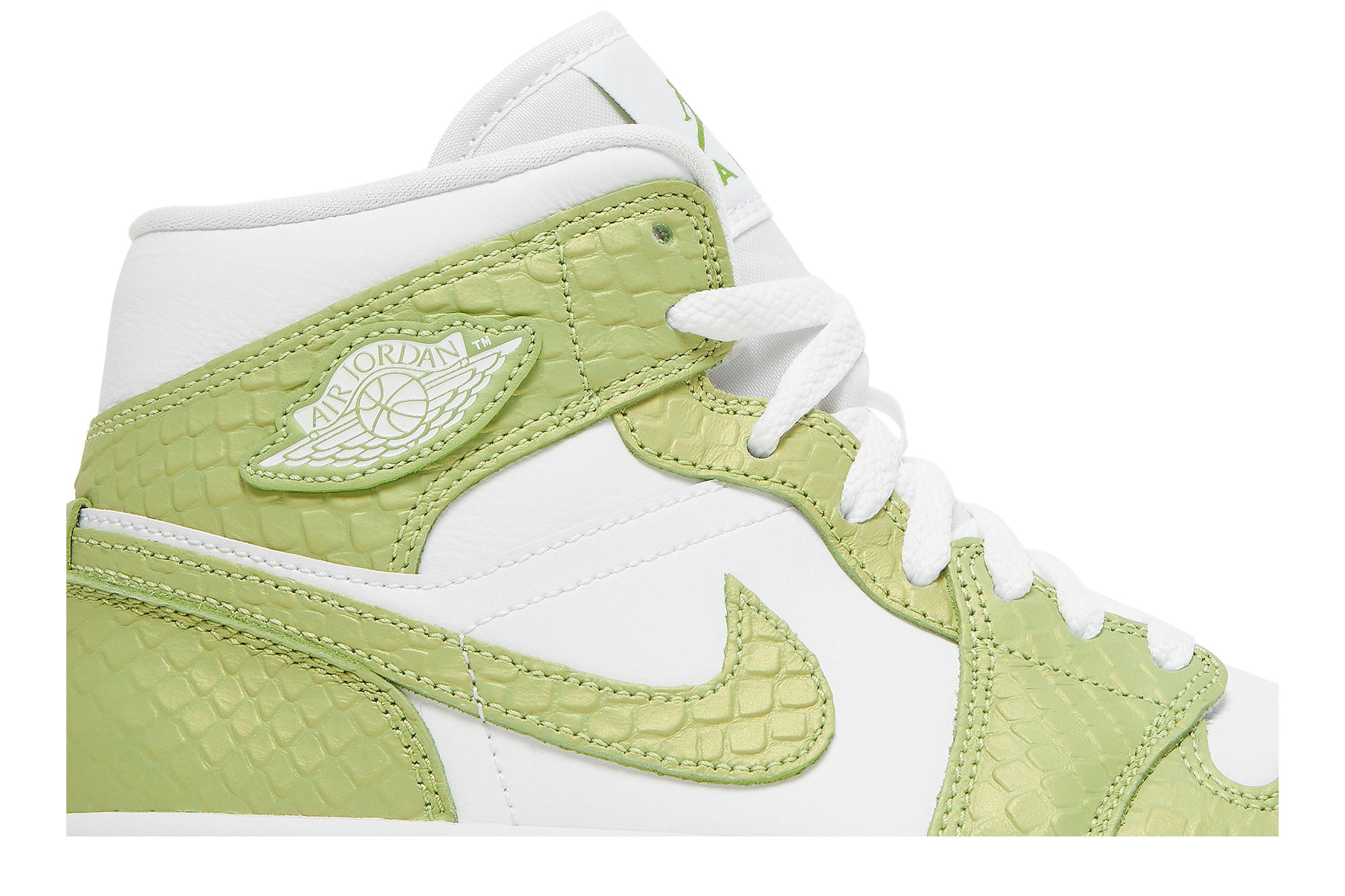 Wmns Air Jordan 1 Mid SE 'Green Python' - 2