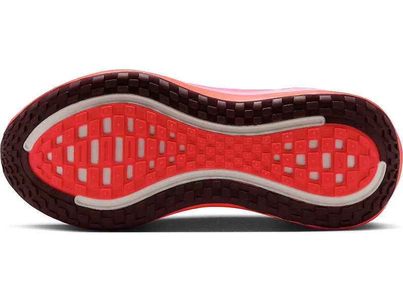 Nike Vomero Plus - 4
