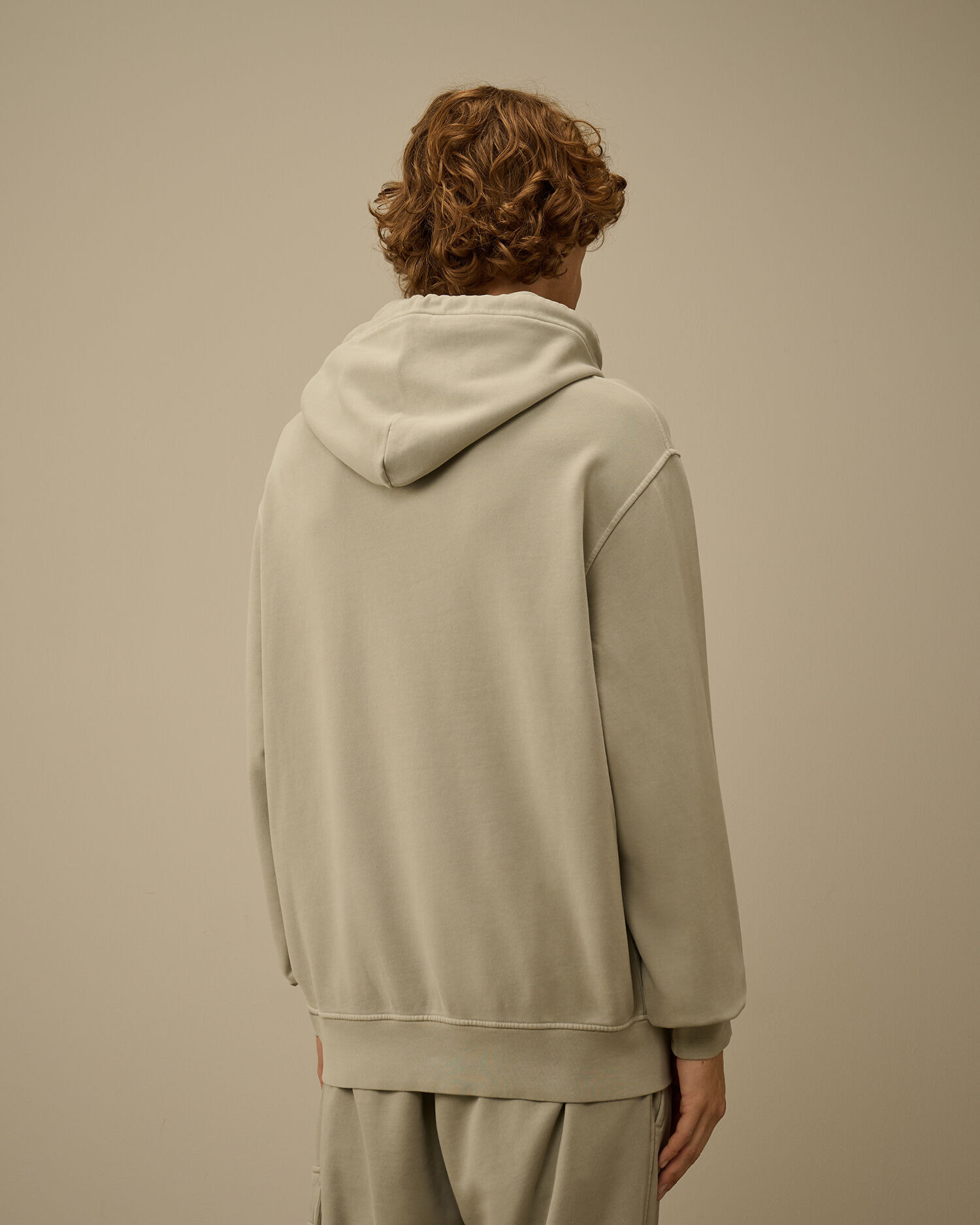 Brushed and Emerized Diagonal Fleece Hooded Lens Sweatshirt - 4