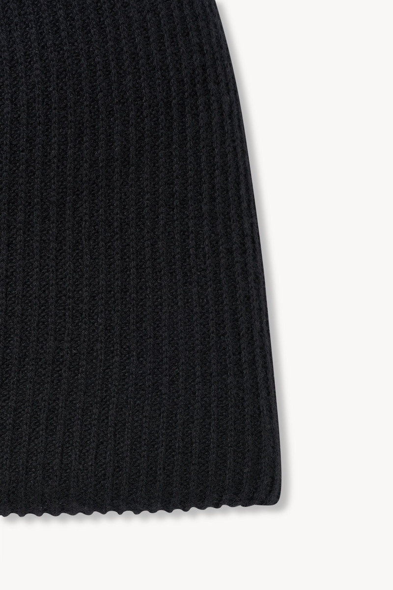 Devrone Beanie in Cashmere 3