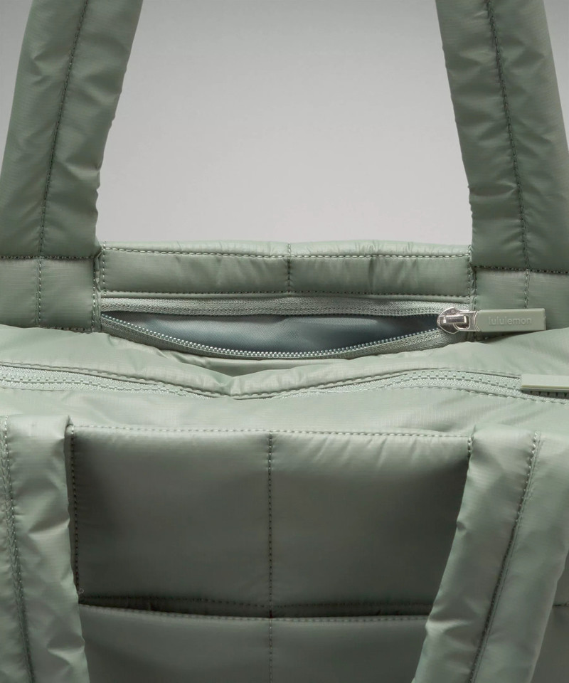 Quilted Grid Tote Bag 12L 5