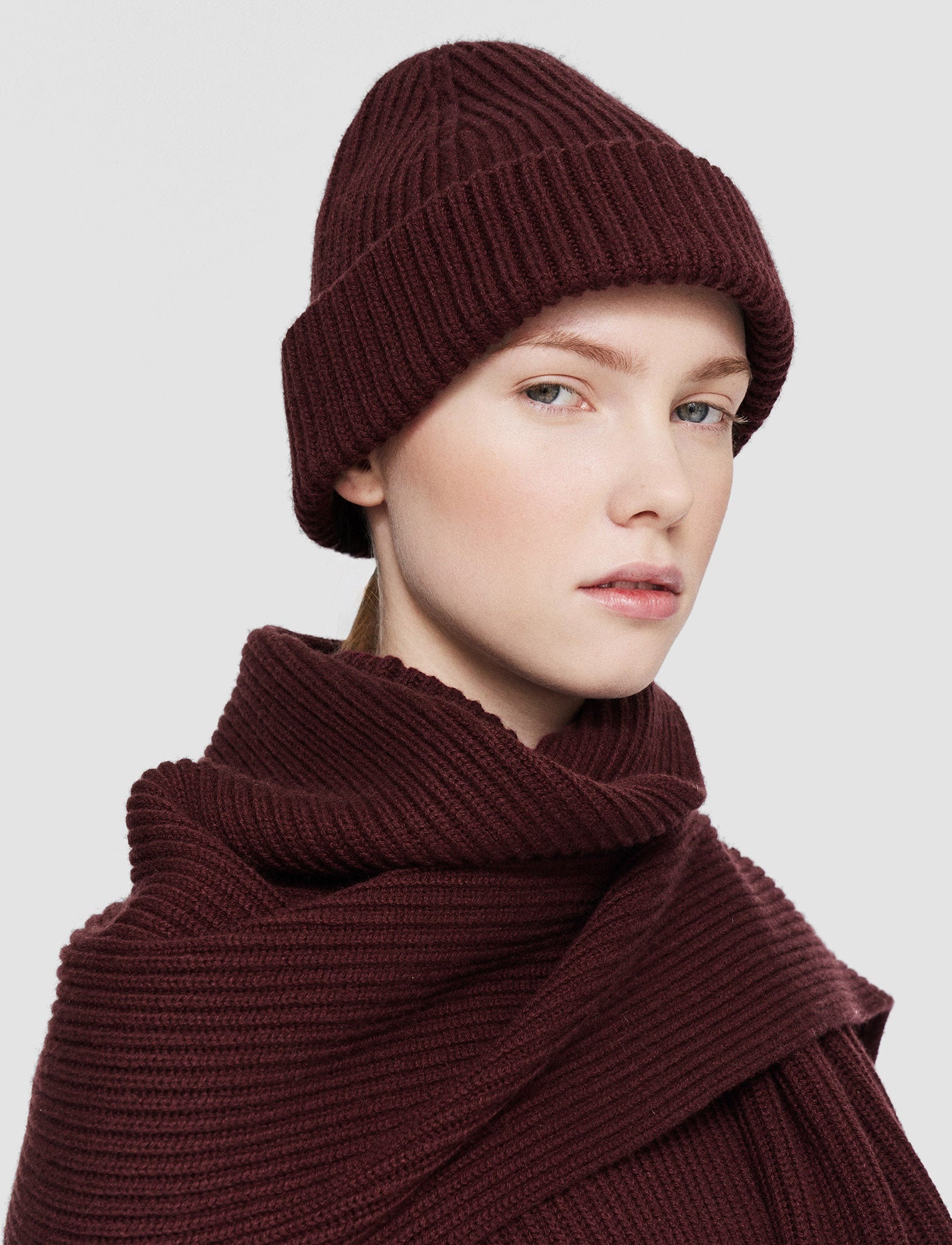 Light Cardigan Stitch Scarf - 4