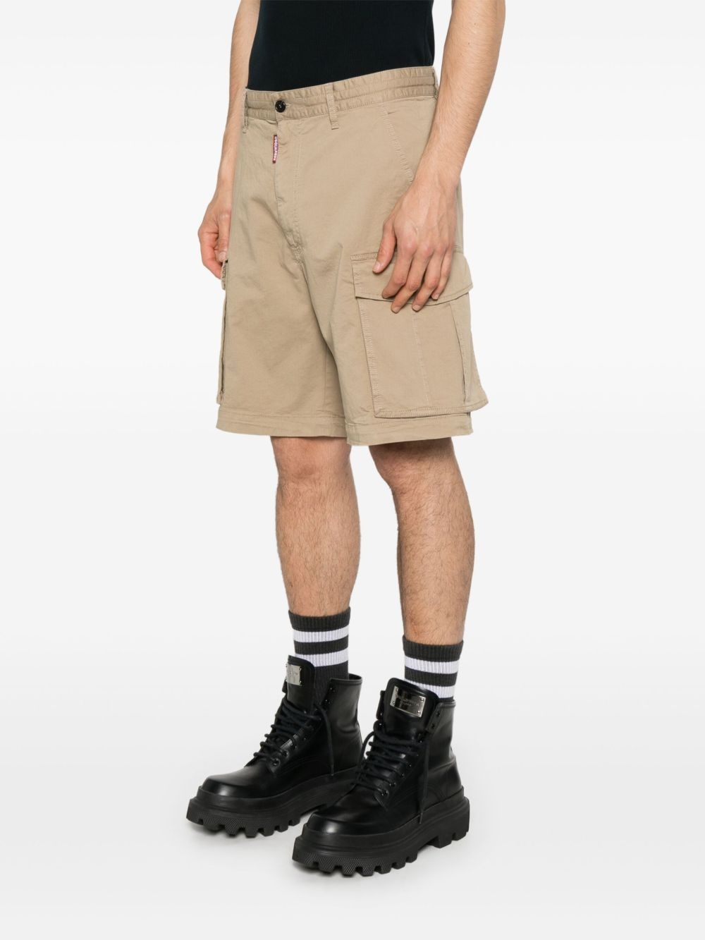 logo-tag cargo shorts - 3