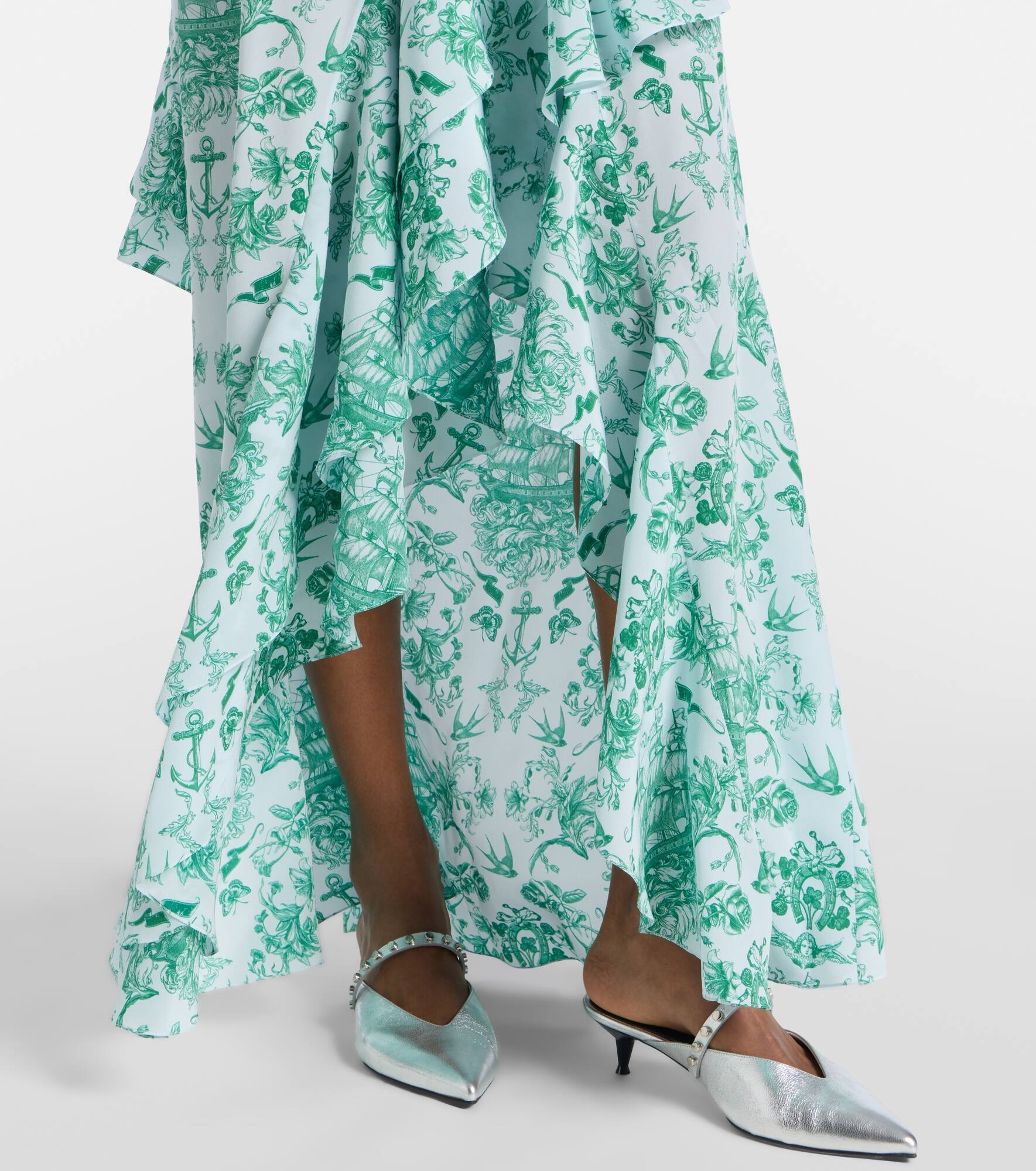 Printed ruffled silk crêpe de chine gown - 5