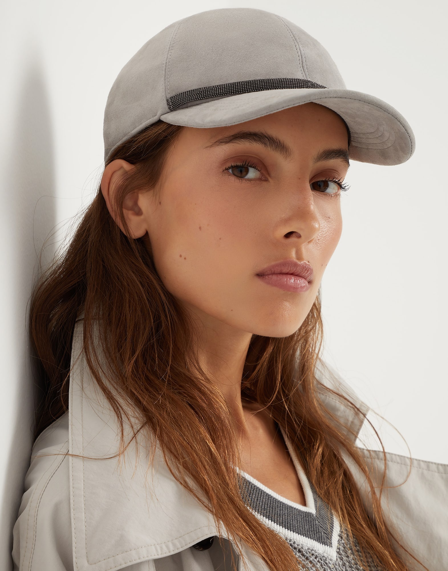 Suede baseball cap with shiny trim - 3