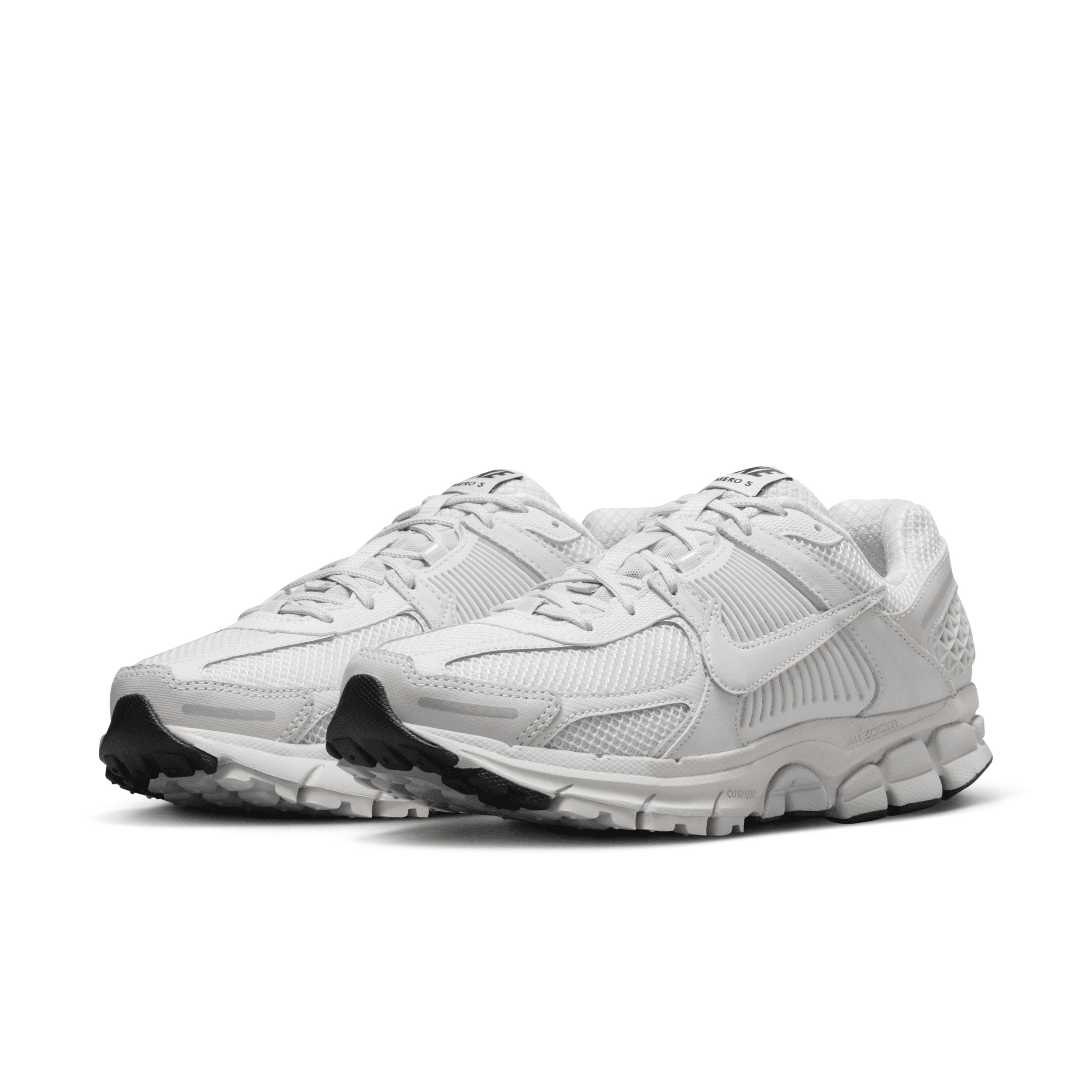 Nike Women's Zoom Vomero 5 Shoes - 6