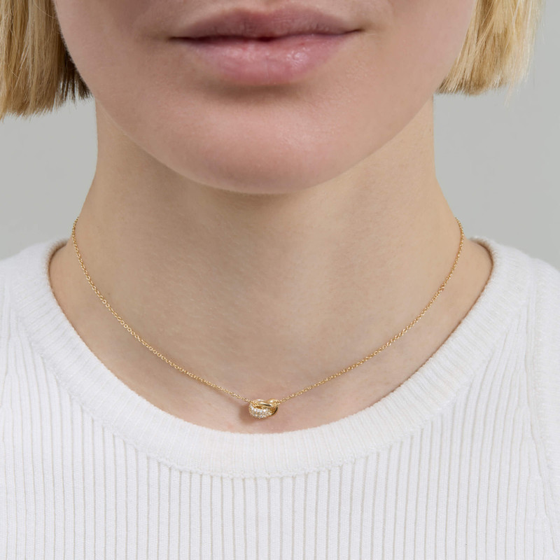 STONE AND STRAND Diamond Forme Knot Necklace outlook