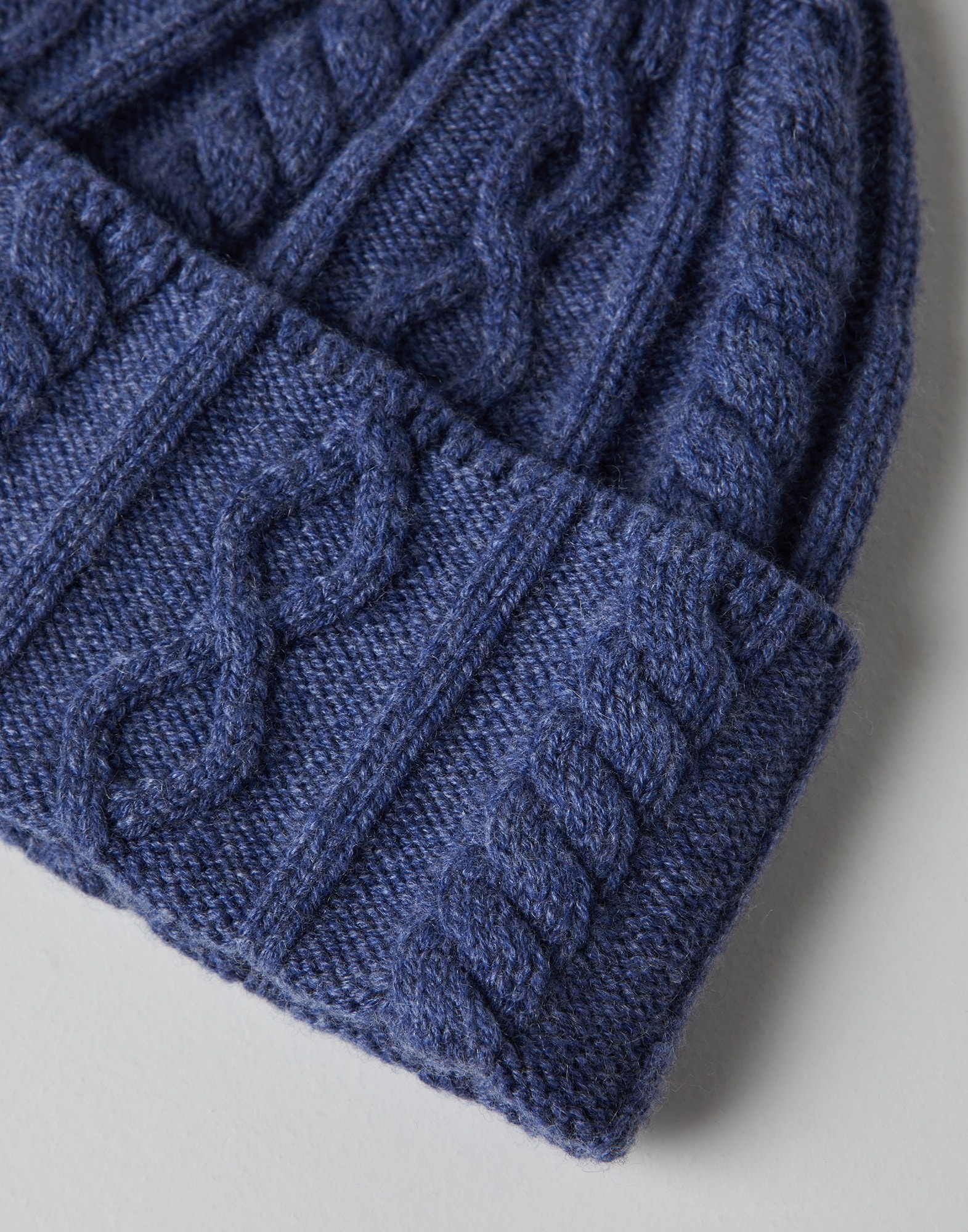Cashmere Nordic cable knit beanie - 2