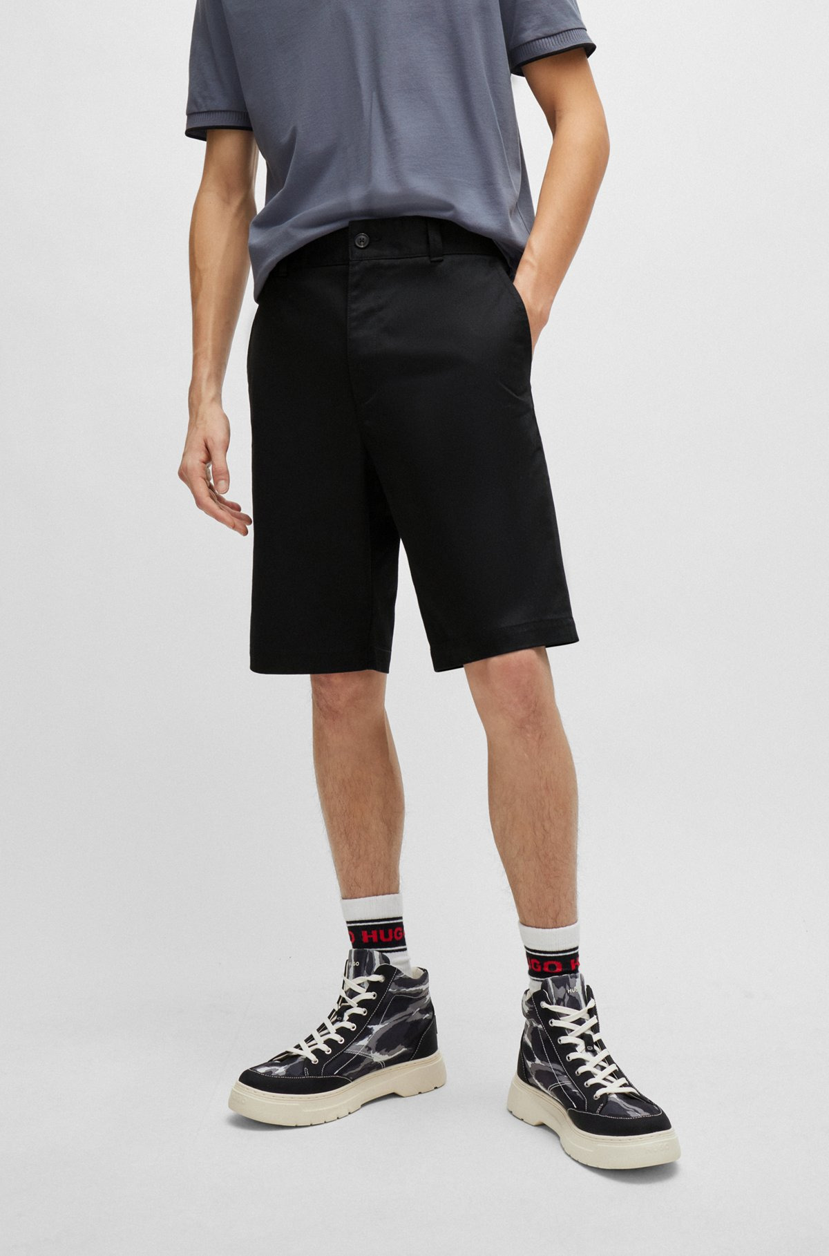 REGULAR-FIT SHORTS WITH SLIM LEG AND BUTTONED POCKETS - 2