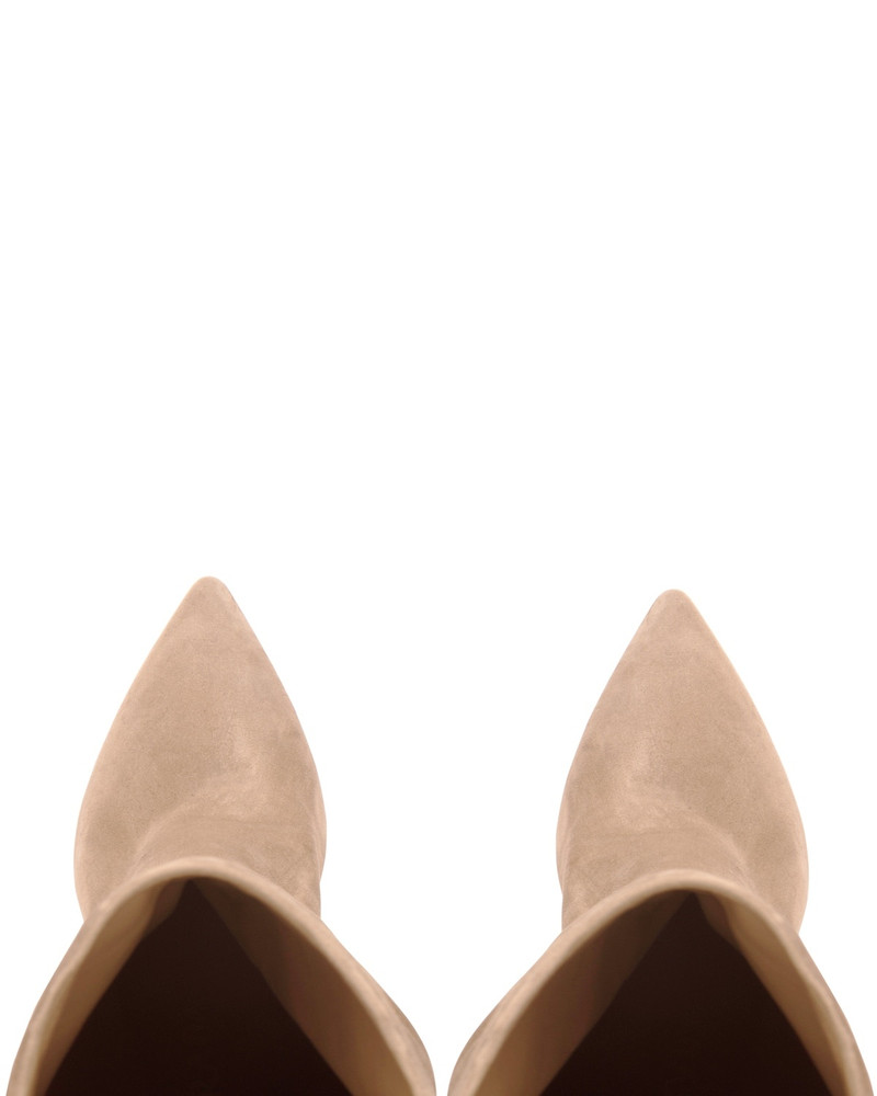 Suede boots 4