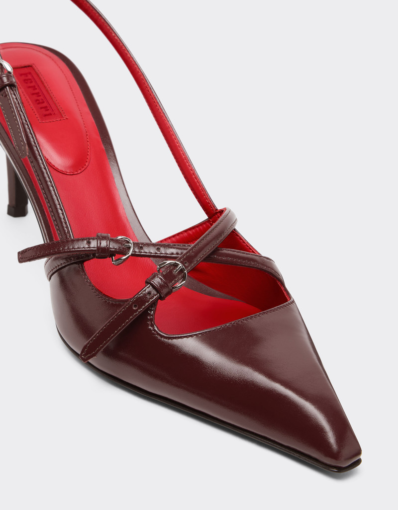 Slingback shoe in shiny leather 6