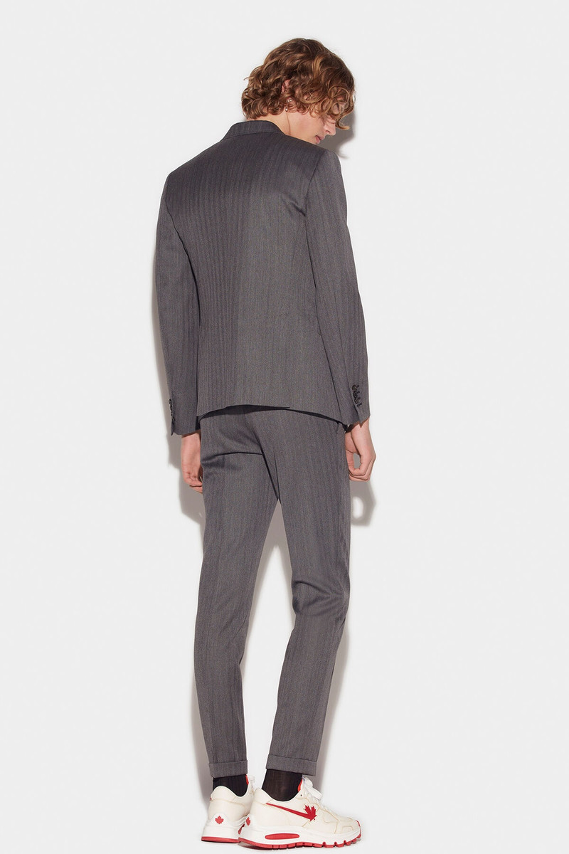 DSQUARED2 LONDON SUIT outlook