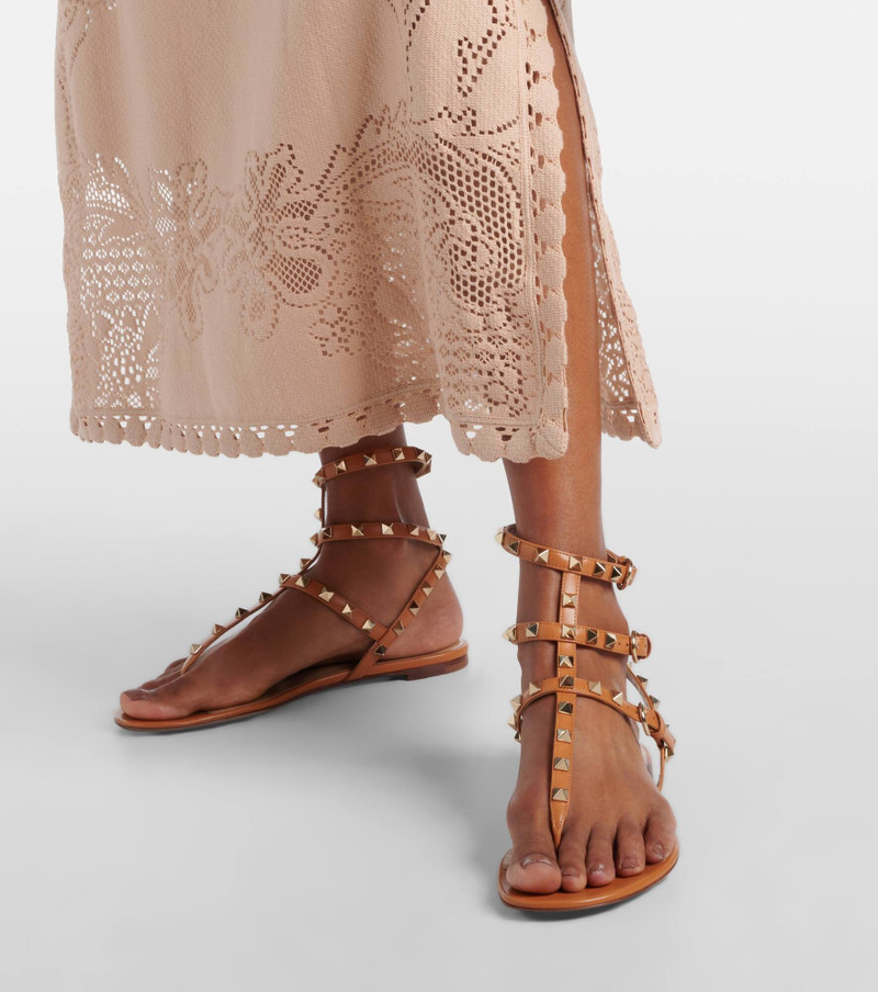 Rockstud leather flat sandals 4