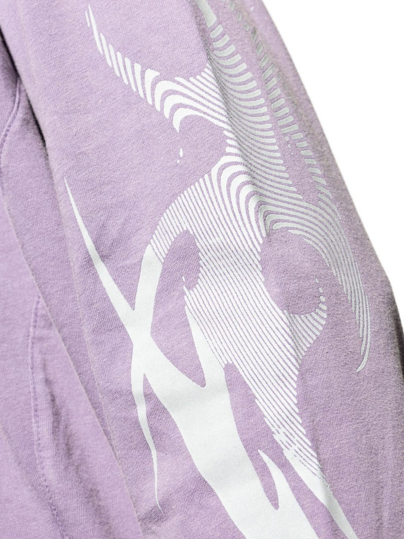 long-sleeve graphic-print T-shirt 5