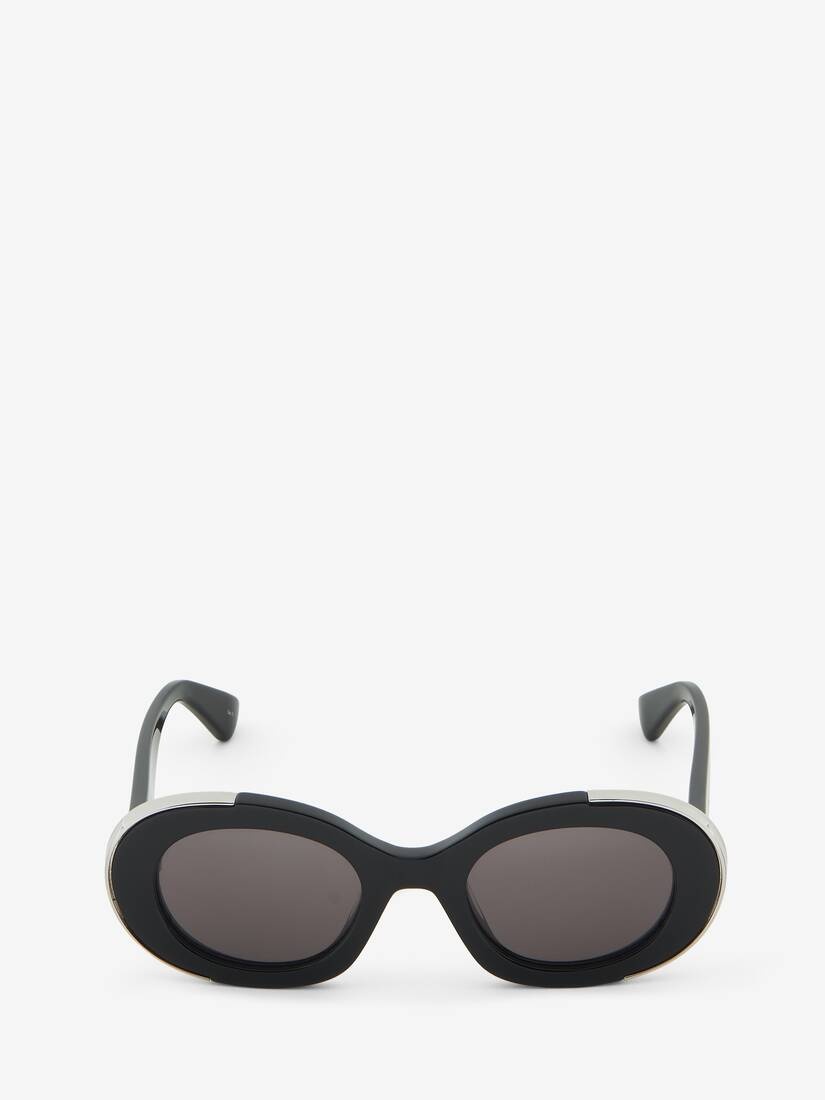 Women's The Grip Oval Sunglasses in Black/smoke - 1