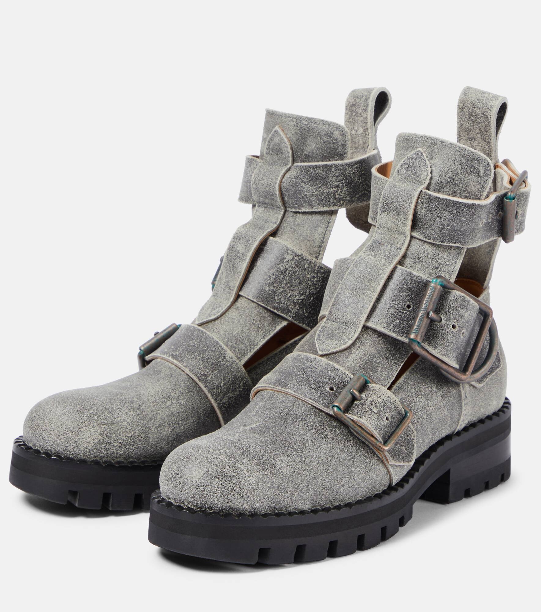 Cut-out leather ankle boots - 5