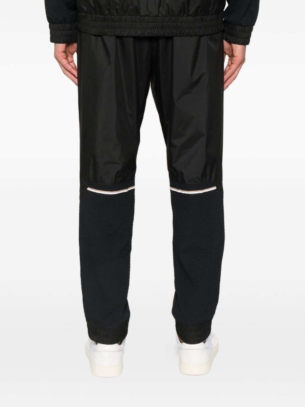 panelled zip-fastening trousers - 3