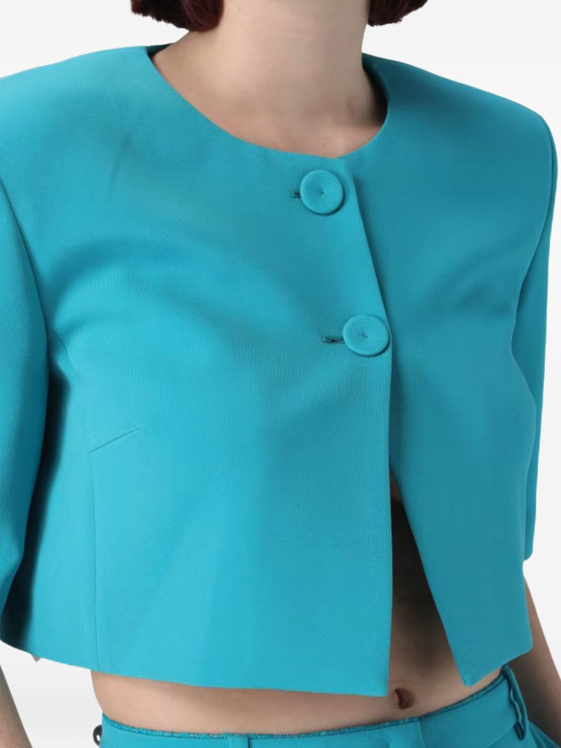 button cropped jacket 4