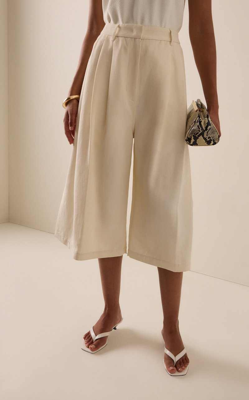 Pleated Linen Culottes 3