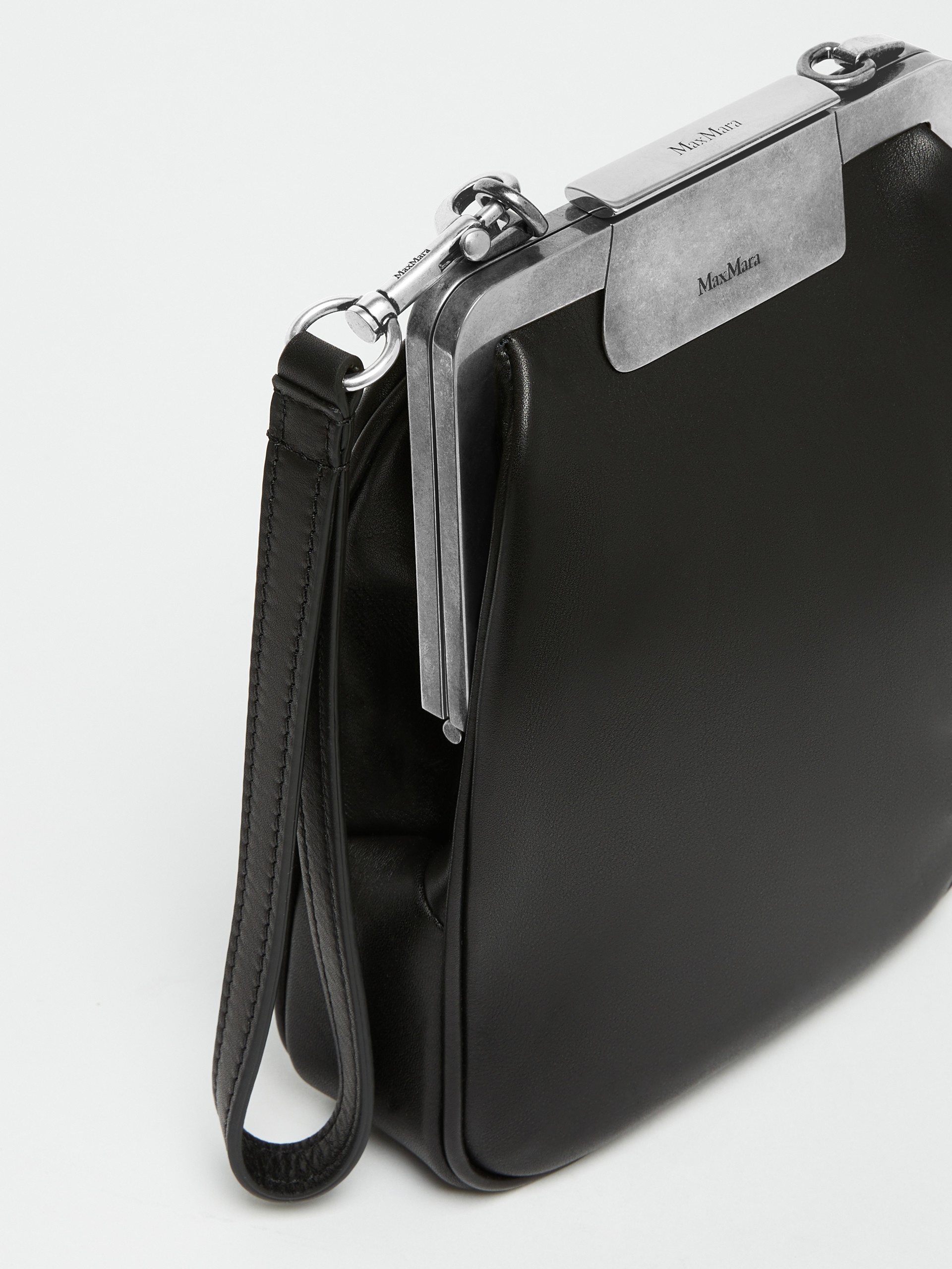 MAXMARACLASPVS Vertical leather shoulder bag, small - 4